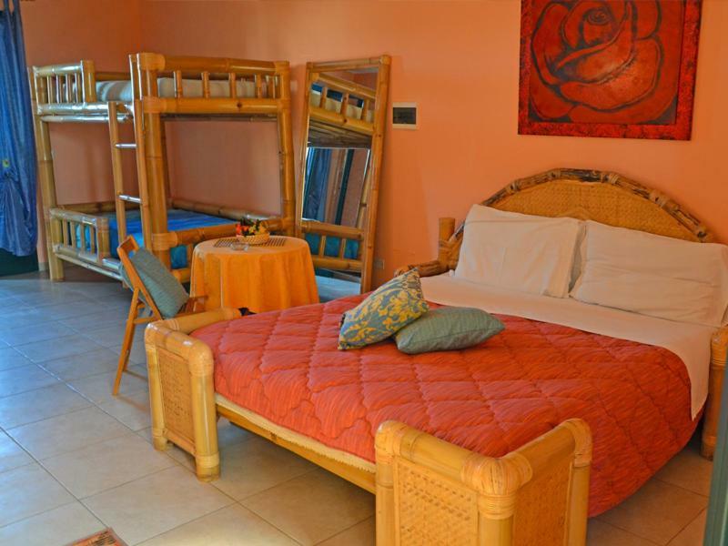 B&B Fa.Ro.Mi Torre Lapillo Esterno foto